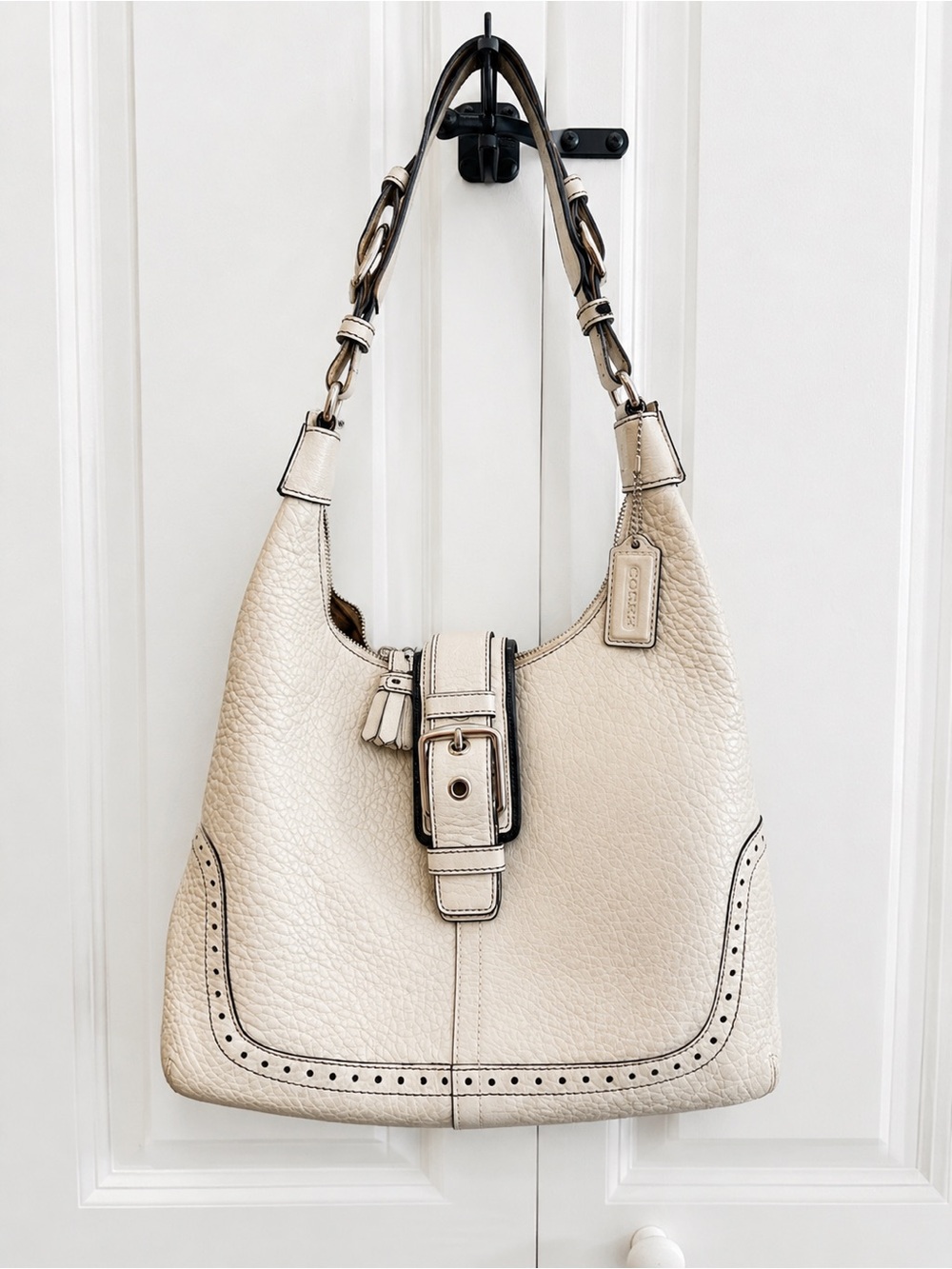 COACH Vintage RARE 5054 Pebbled Leather Hampton SoHo Hobo Bag Light Beige Y2K